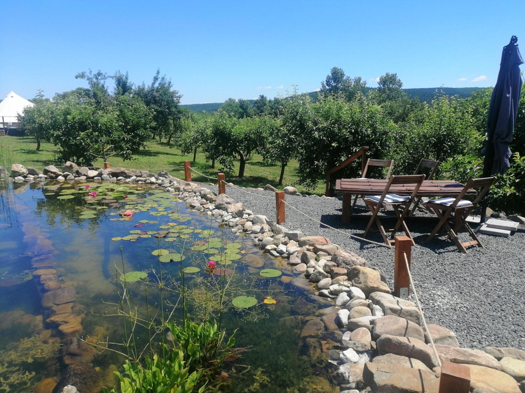 Calla Retreat אכסניה Vezenkovo